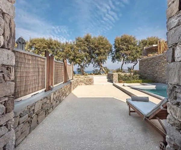 Paros Comfy Hotel 4*