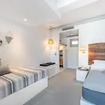 Отель Paros Comfy Науса