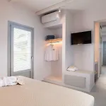 Paros Comfy Отель Науса