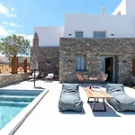 Отель Paros Comfy Науса