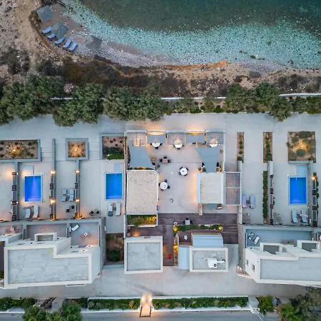 Szálloda Paros Comfy 4*