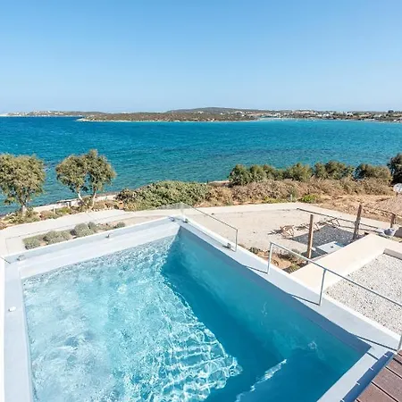 Szálloda Paros Comfy 4*