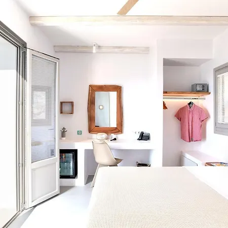 Paros Comfy Naoussa