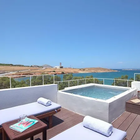 فندق Paros Comfy 4*
