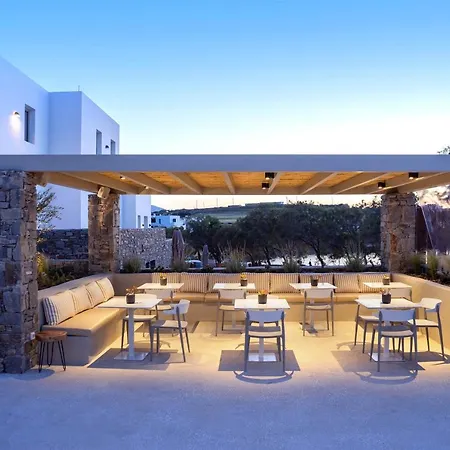 Szálloda Paros Comfy 4*