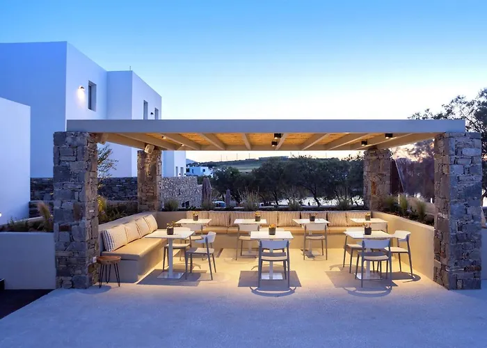 Hotell Paros Comfy 4*